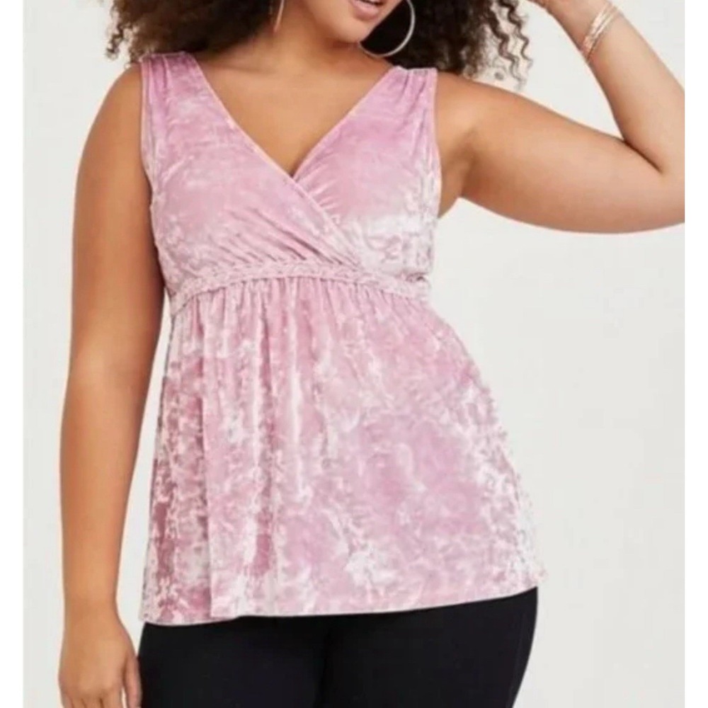 Torrid Top Womens‎ 2  Pink Sleeveless Velour Velvet Surplice Shirt Tank